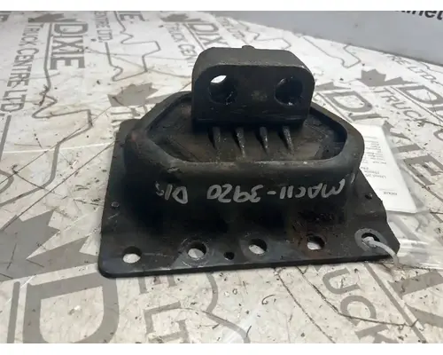 Mack MP7 Engine Mounts