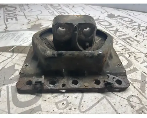 Mack MP7 Engine Mounts