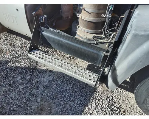 Mack MP7 Exhaust DPF Assembly