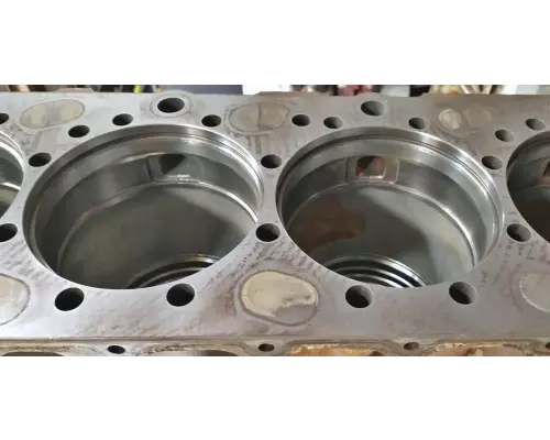 Mack MP8 Cylinder Block