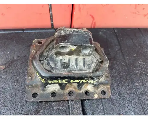 Mack MP8 Engine Mounts