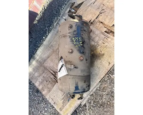 Mack MRU613 Air Tank