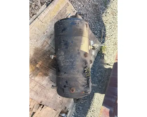 Mack MRU613 Air Tank