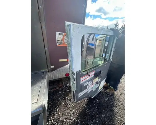 Mack MRU613 Door Assembly, Front