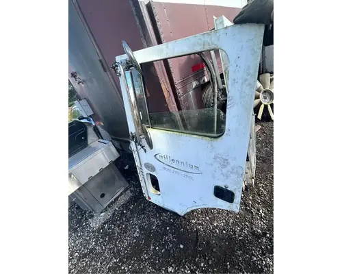 Mack MRU613 Door Assembly, Front