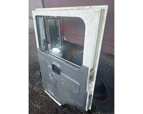 Mack MRU613 Door Assembly, Front