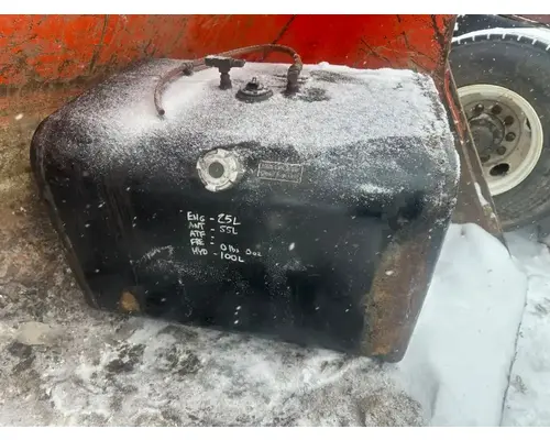 Mack MRU613 Fuel Tank