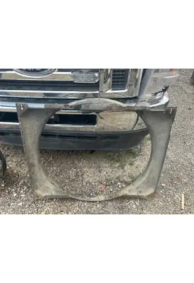 Mack MRU613 Radiator Shroud