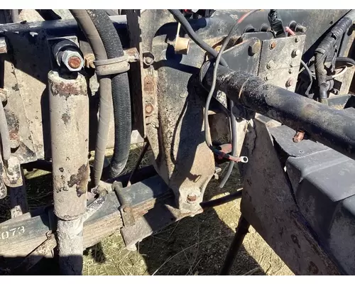 Mack MRU613 Suspension