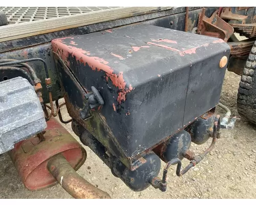 Mack MS MIDLINER Battery Box