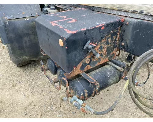 Mack MS MIDLINER Battery Box