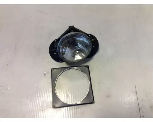 Mack MS MIDLINER Headlamp Assembly