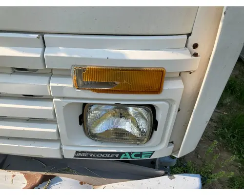 Mack MS MIDLINER Headlamp DoorBezel