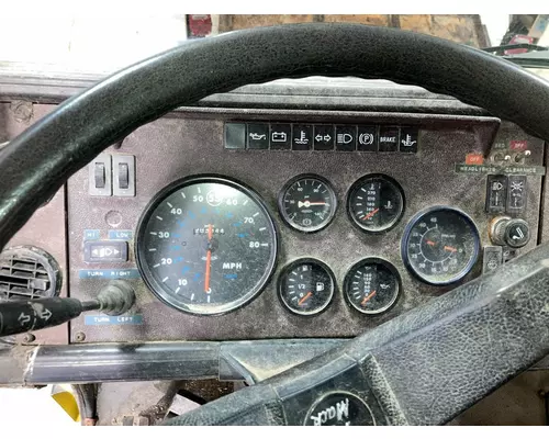 Mack MS MIDLINER Instrument Cluster