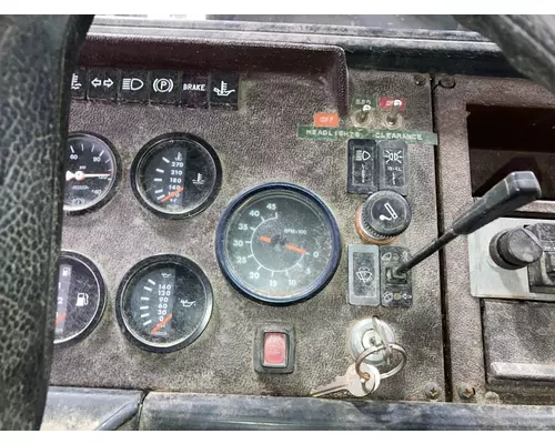 Mack MS MIDLINER Instrument Cluster