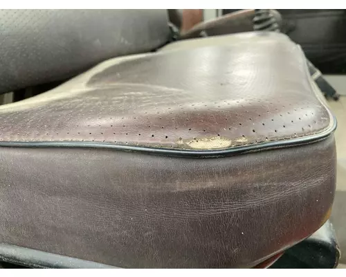 Mack MS MIDLINER Seat (non-Suspension)