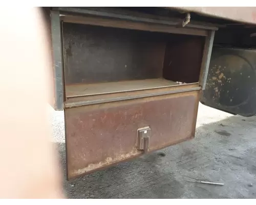 Mack MS250P Tool Box