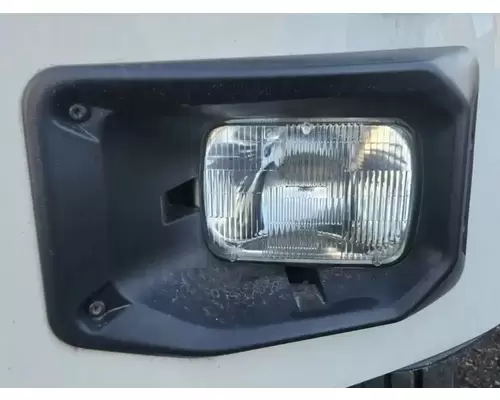 Headlamp Assembly Mack MD Complete Recycling Group LLC