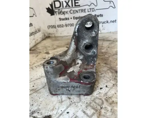 Engine Mounts Mack MP7 Dixie Truck Centre