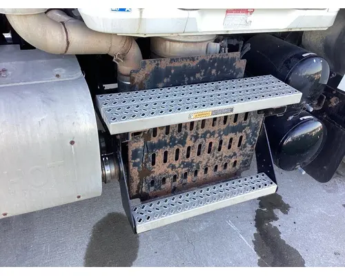 DPF (Diesel Particulate Filter) Mack MP8 Vander Haags Inc Kc