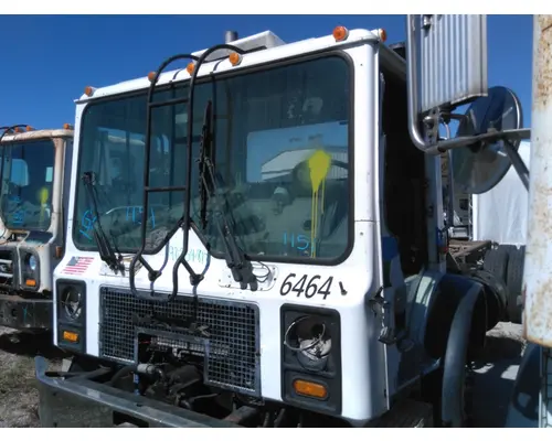 Cab MACK MR688 LKQ Heavy Truck - Tampa