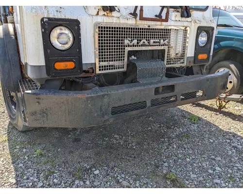 Bumper Assembly, Front MACK MR688S Truck Salvage International Inc