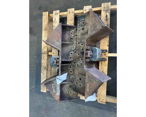 Brackets, Misc. MACK MRU613 Housby