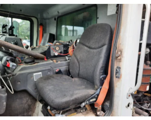 Seat, Front MACK MRU613 LKQ Heavy Truck Maryland