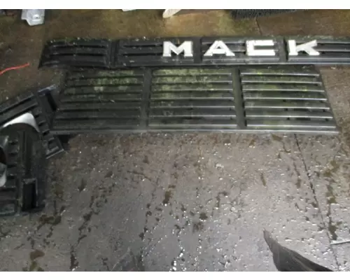 Grille MACK MS300 LKQ Wholesale Truck Parts