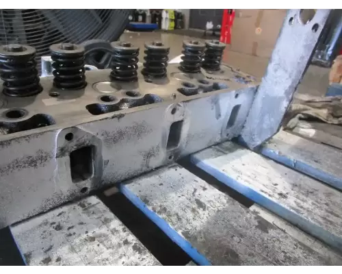 Mack Other Cylinder Head