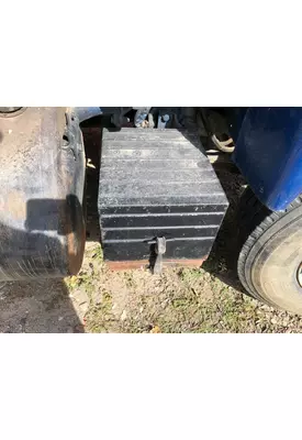 Mack R600 Battery Box