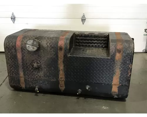 Mack R600 Fuel Tank