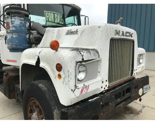 Mack R600 Hood