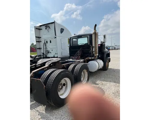 Mack R686ST Vehicle for Sale
