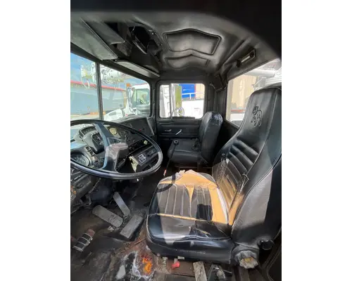 Mack R686ST Vehicle for Sale