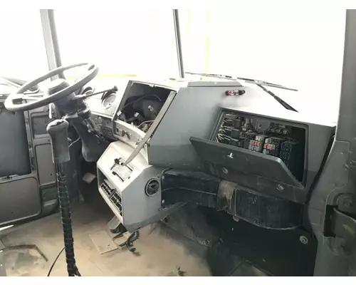 Mack RB600 Dash Assembly