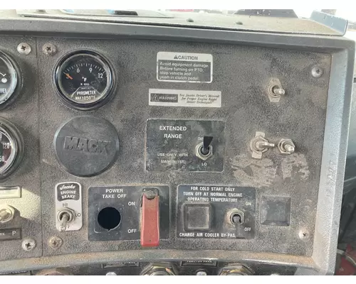 Mack RB600 Dash Panel