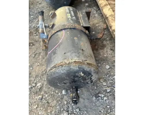 Mack RB688S Air Tank