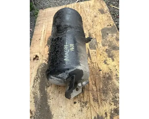 Mack RB688S Air Tank