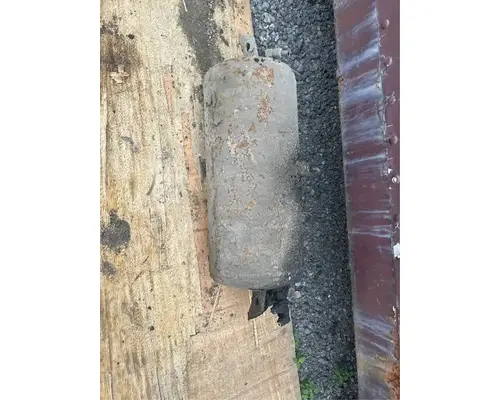 Mack RB688S Air Tank