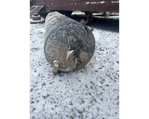 Mack RB688S Air Tank