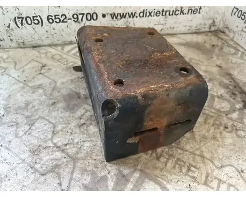 Mack RB688S Brackets, Misc.