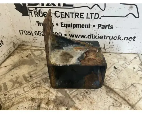 Mack RB688S Brackets, Misc.