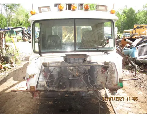 Mack RB688S Cab