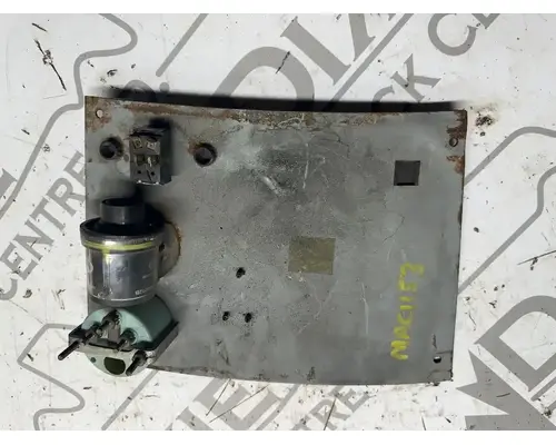 Mack RB688S Dash Assembly