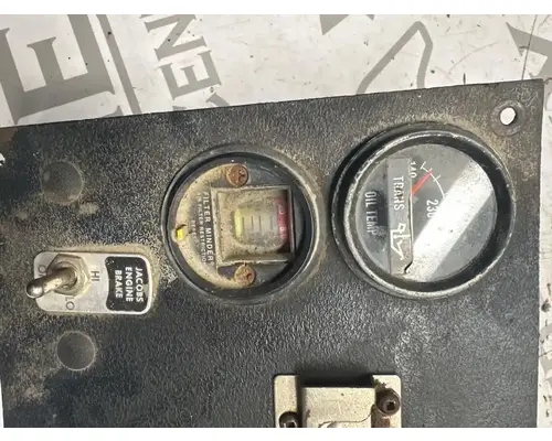 Mack RB688S Dash Assembly