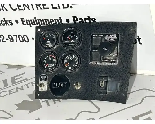Mack RB688S Dash Assembly