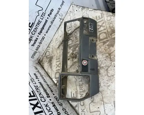 Mack RB688S Dash Assembly