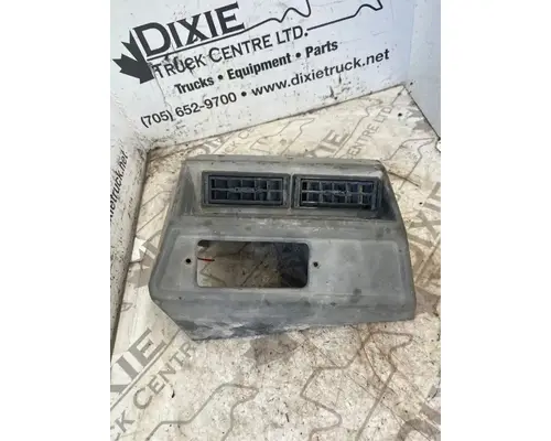 Mack RB688S Dash Assembly