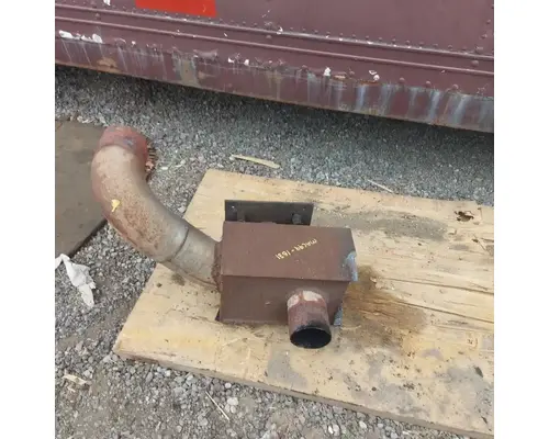 Mack RB688S Exhaust Pipe